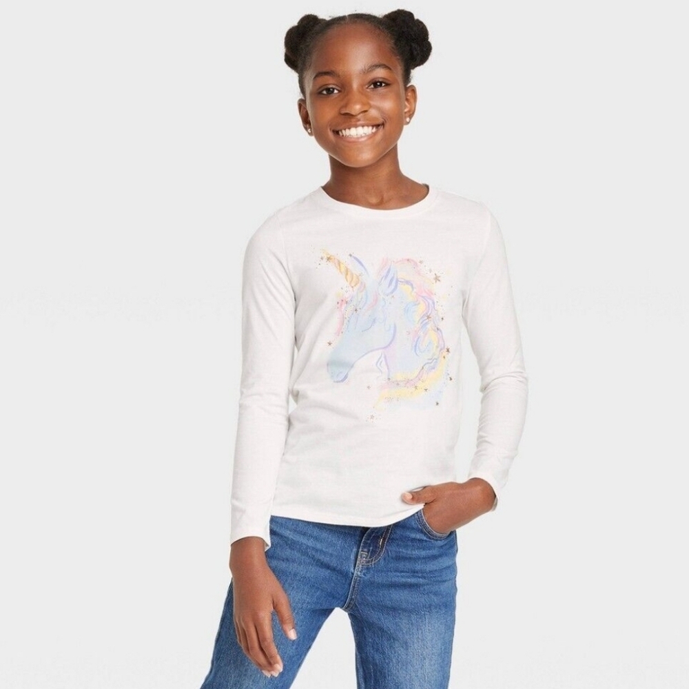 🎯 Cat & Jack long sleeve unicorn graphic tee